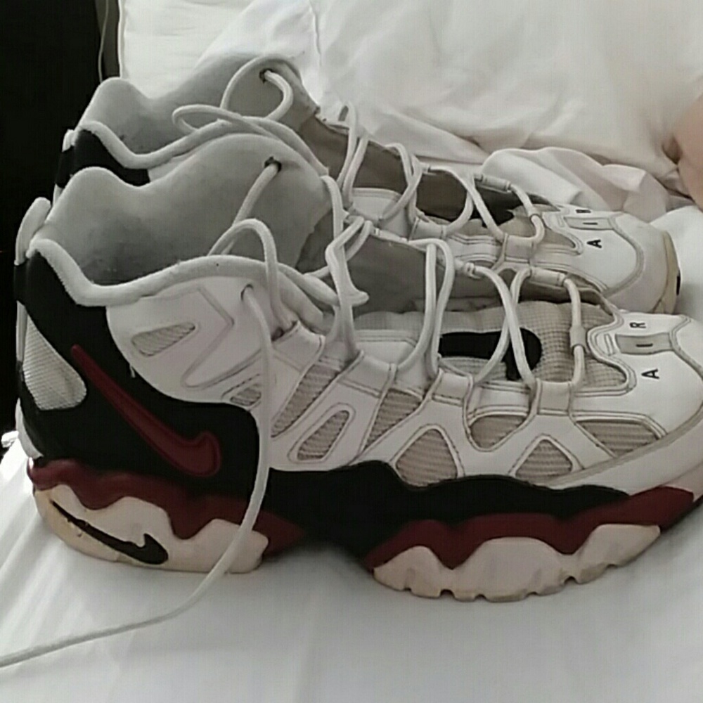 Nike Retro Sneakers